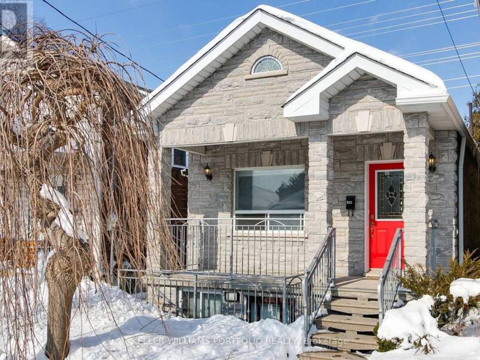 152 EILEEN AVENUE, Toronto, Ontario M6N 1W1