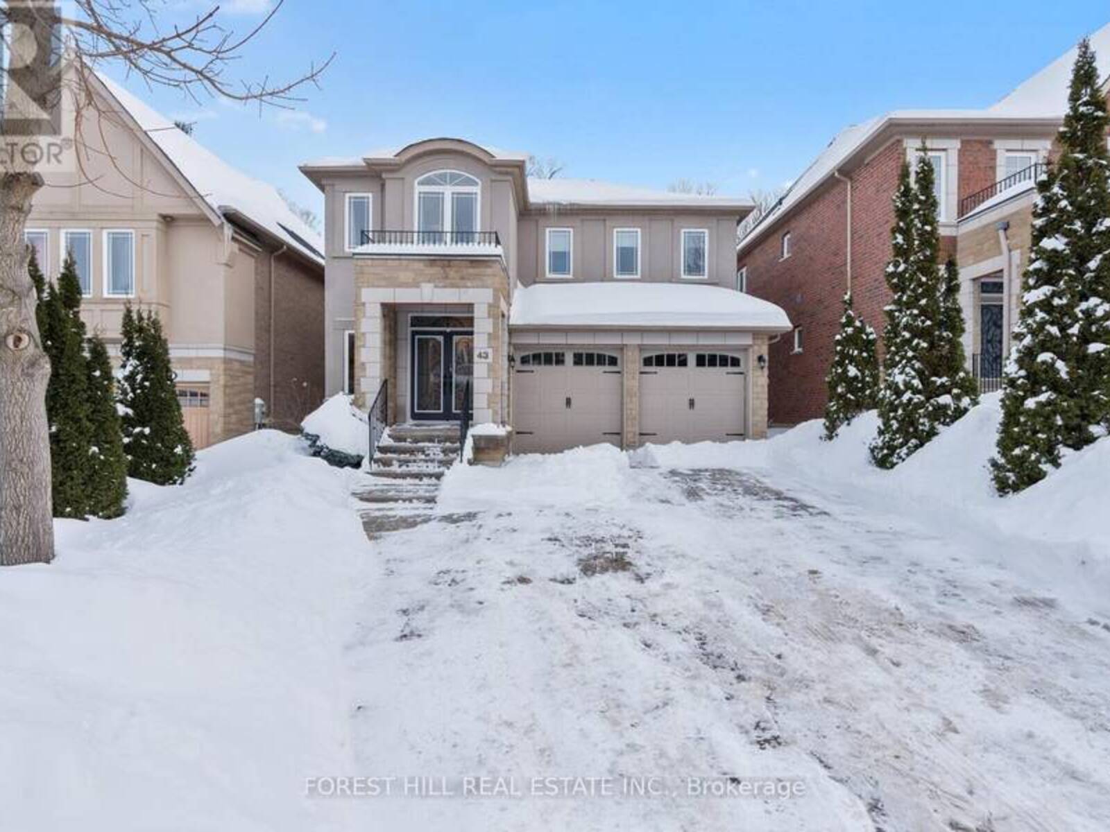 43 CHOPIN BOULEVARD, Vaughan, Ontario L4J 8Y6