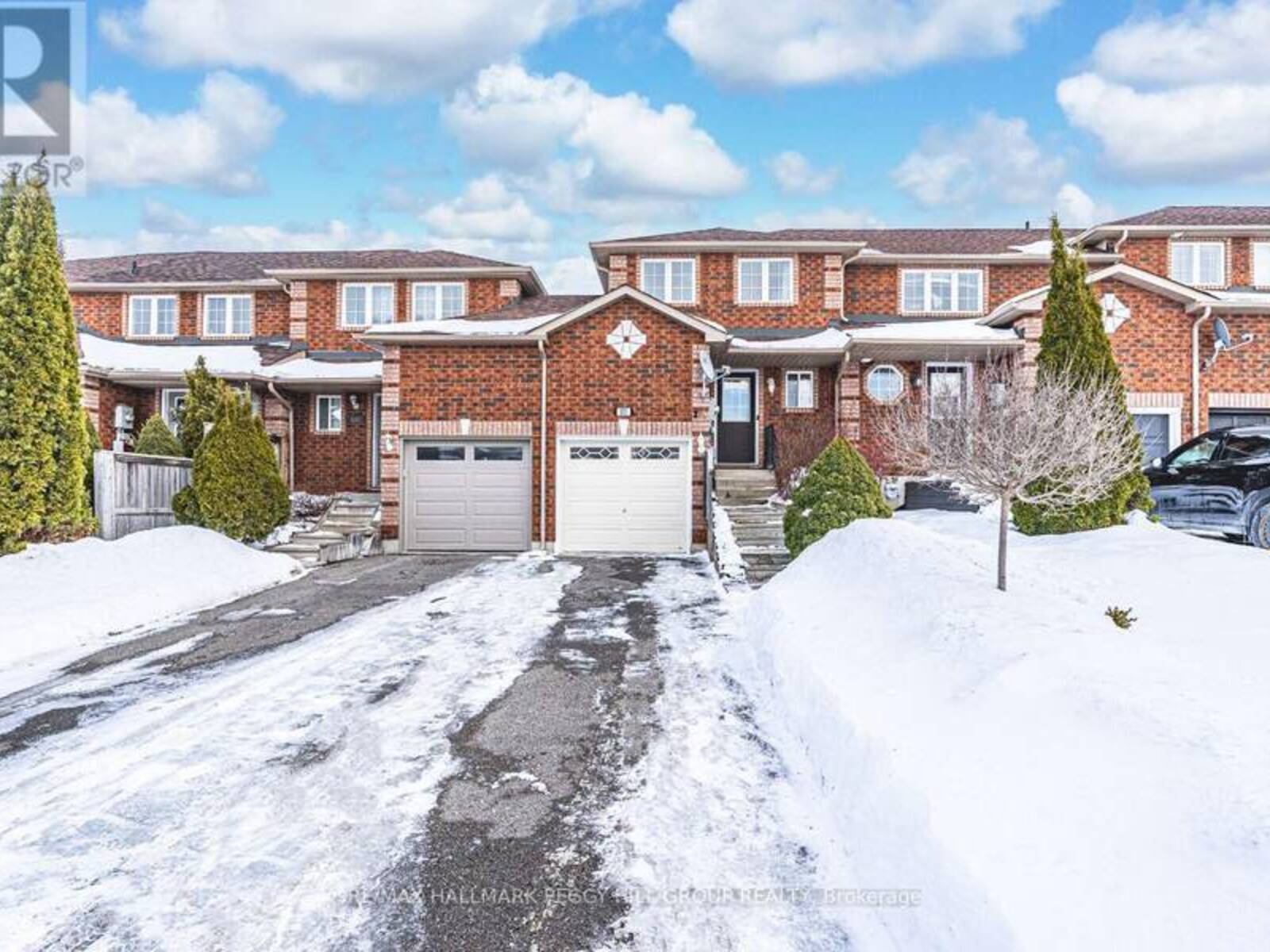 175 COURTNEY CRESCENT, Barrie, Ontario L4N 5T1