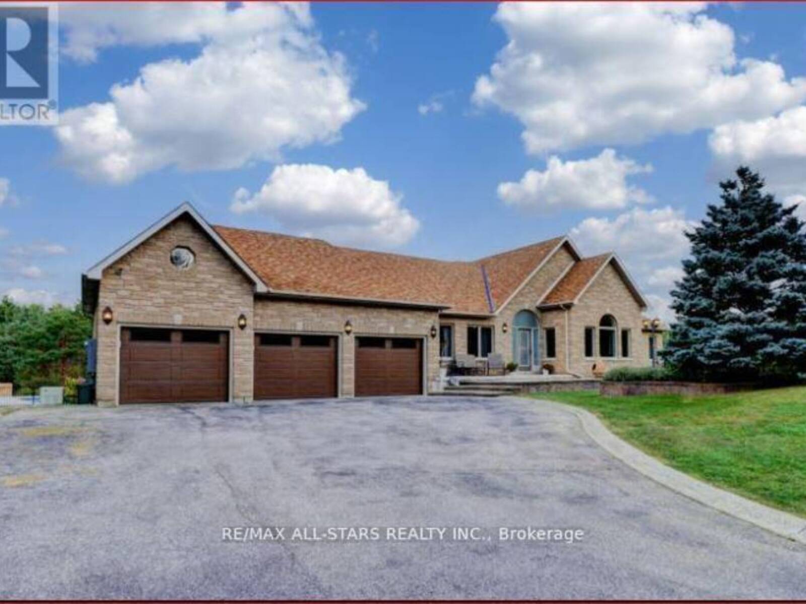 210 ASHWORTH ROAD, East Gwillimbury, Ontario L0G 1M0