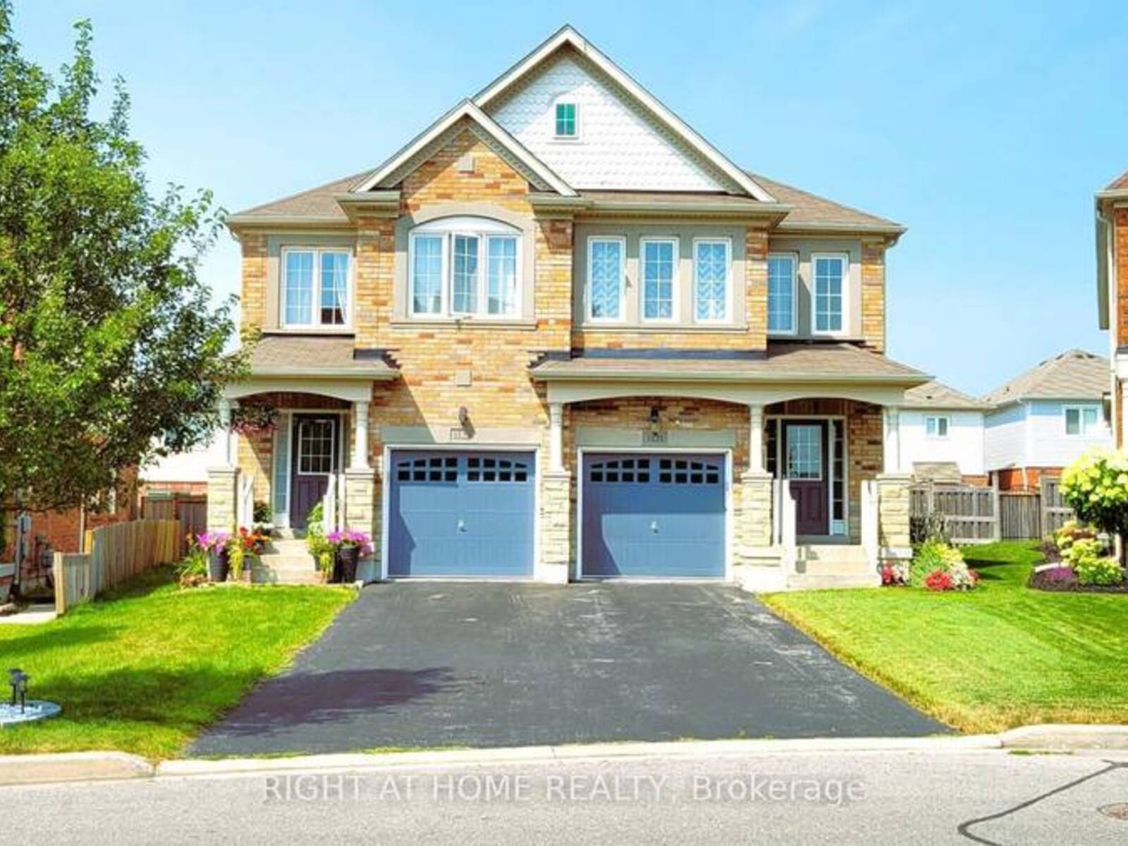 1123 SCHOOLING DRIVE, Oshawa, Ontario L1K 0S3