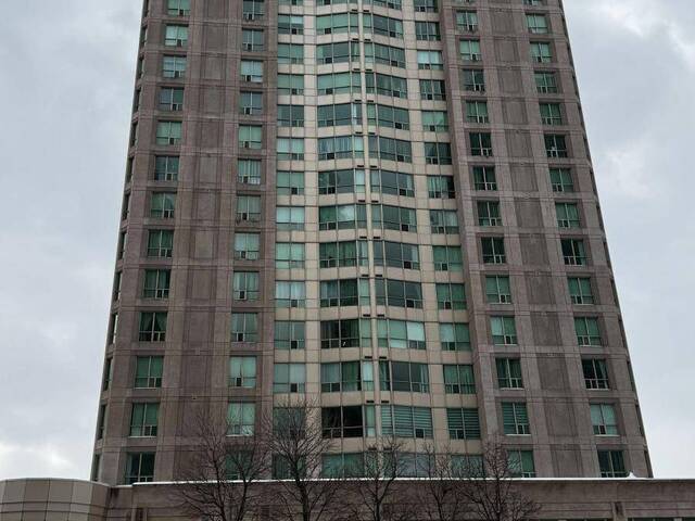 1613 - 18 LEE CENTRE DRIVE Toronto Ontario, M1H 3H5 - 2 Bedrooms Condo For Sale