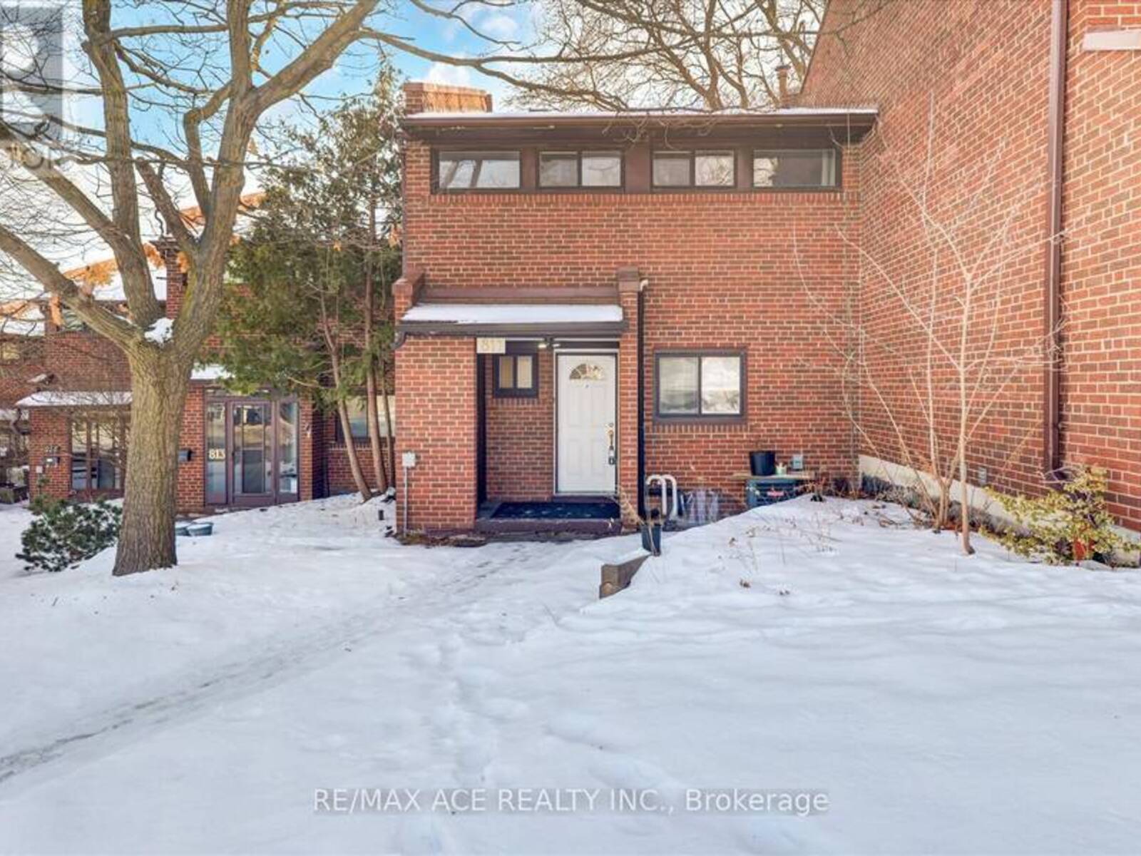 811 MILITARY TRAIL, Toronto, Ontario M1E 4P6