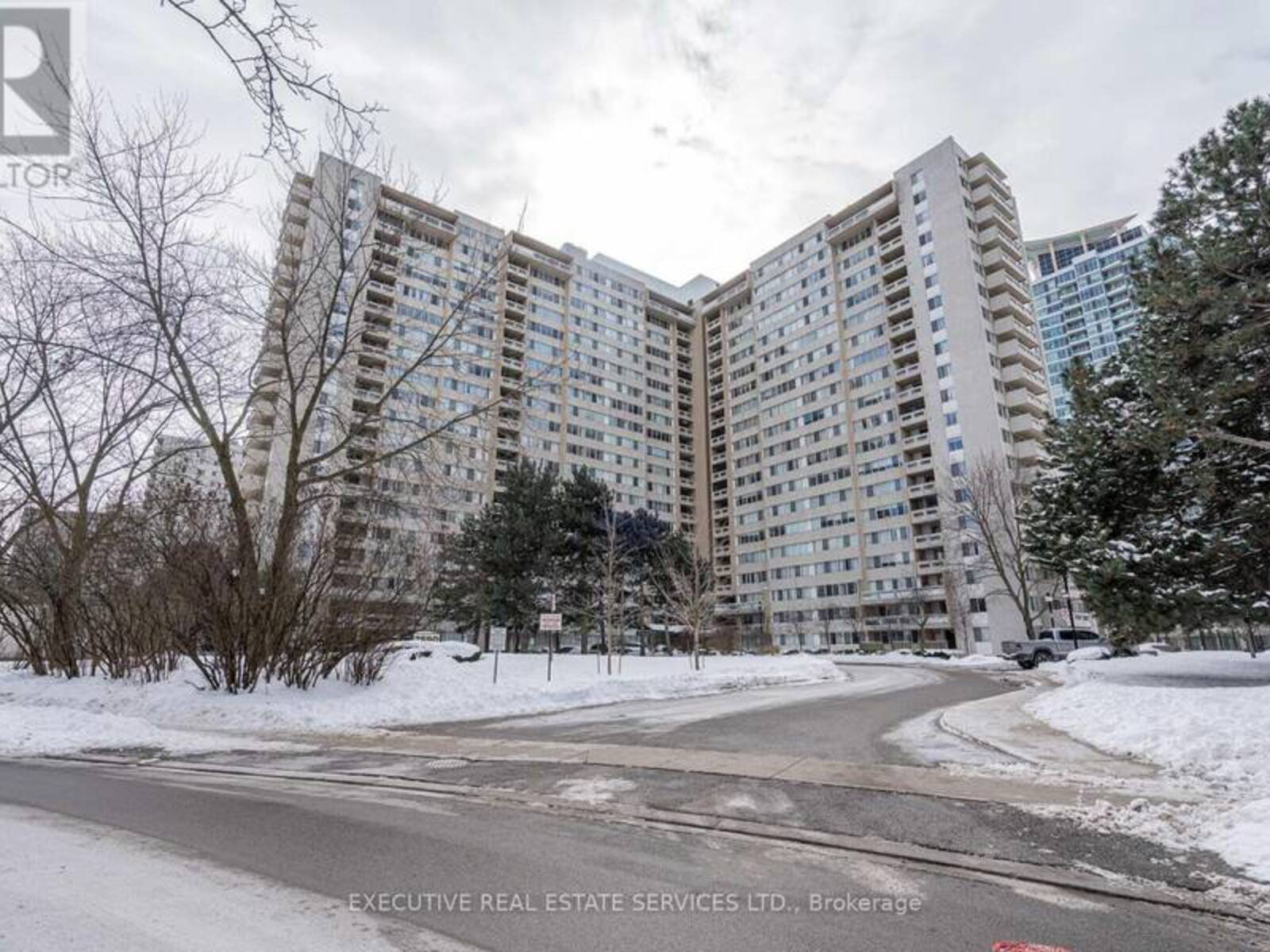 1810 - 3590 KANEFF CRESCENT, Mississauga, Ontario L5A 3X3