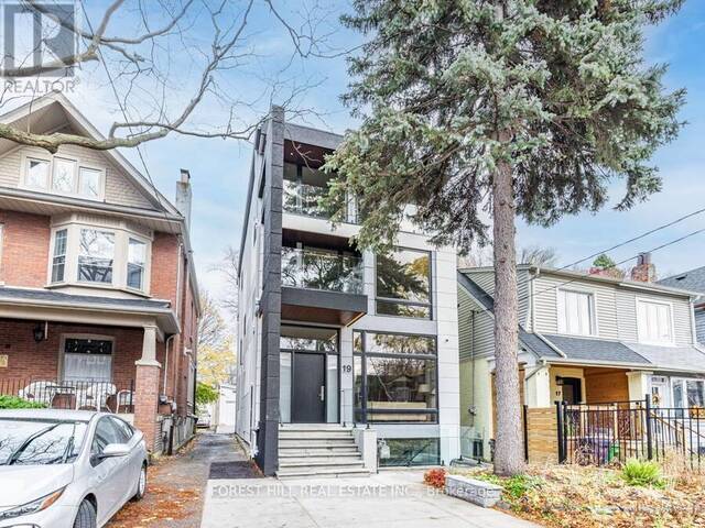 19 DEVON ROAD Toronto Ontario, M4E 2J7 - 6 Bedrooms Home For Sale