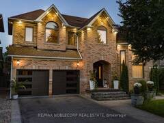 1458 SAMUELSON CIRCLE Mississauga Ontario, L5N 7Z1