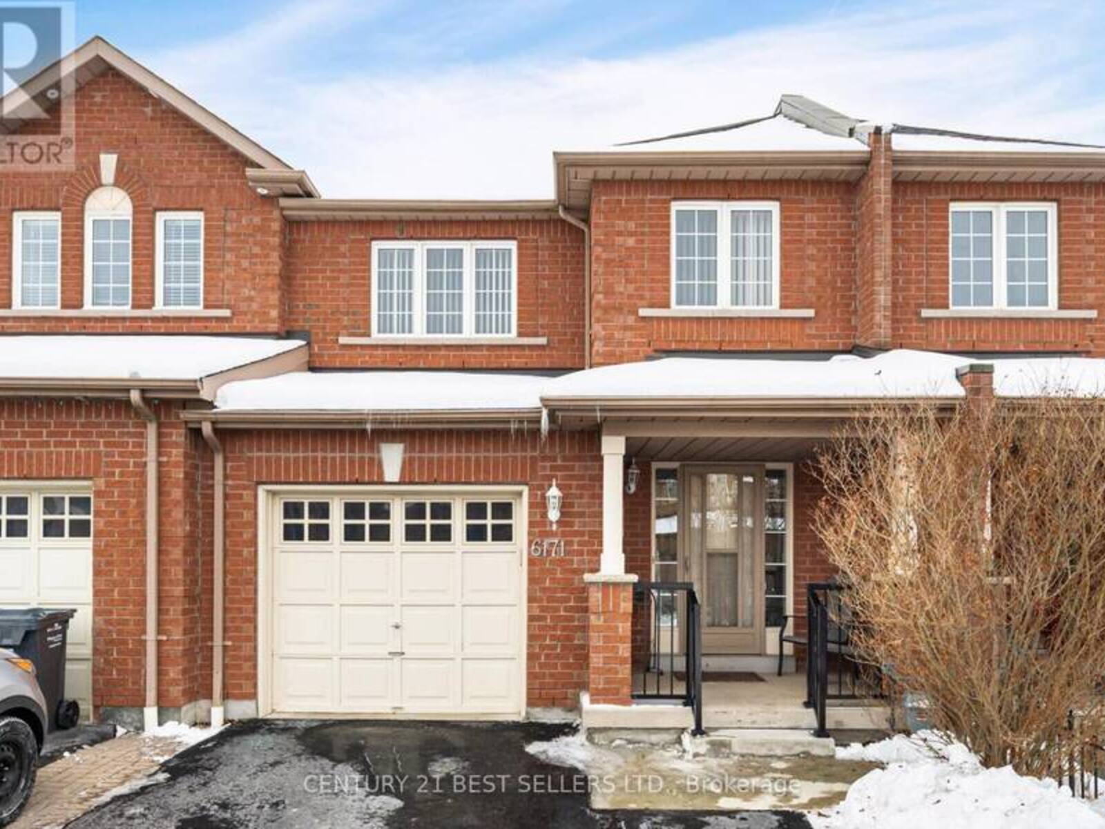 6171 ROWERS CRESCENT, Mississauga, Ontario L5V 2Z9