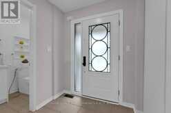 87 COZENS DRIVE | Richmond Hill Ontario | Slide Image Nine