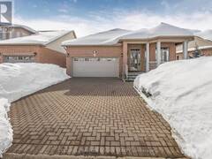 29 BRIAR GATE WAY Alliston Ontario, L9R 2A7