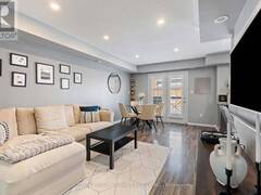 14 - 35 HAYS BOULEVARD Oakville Ontario, L6H 0J1