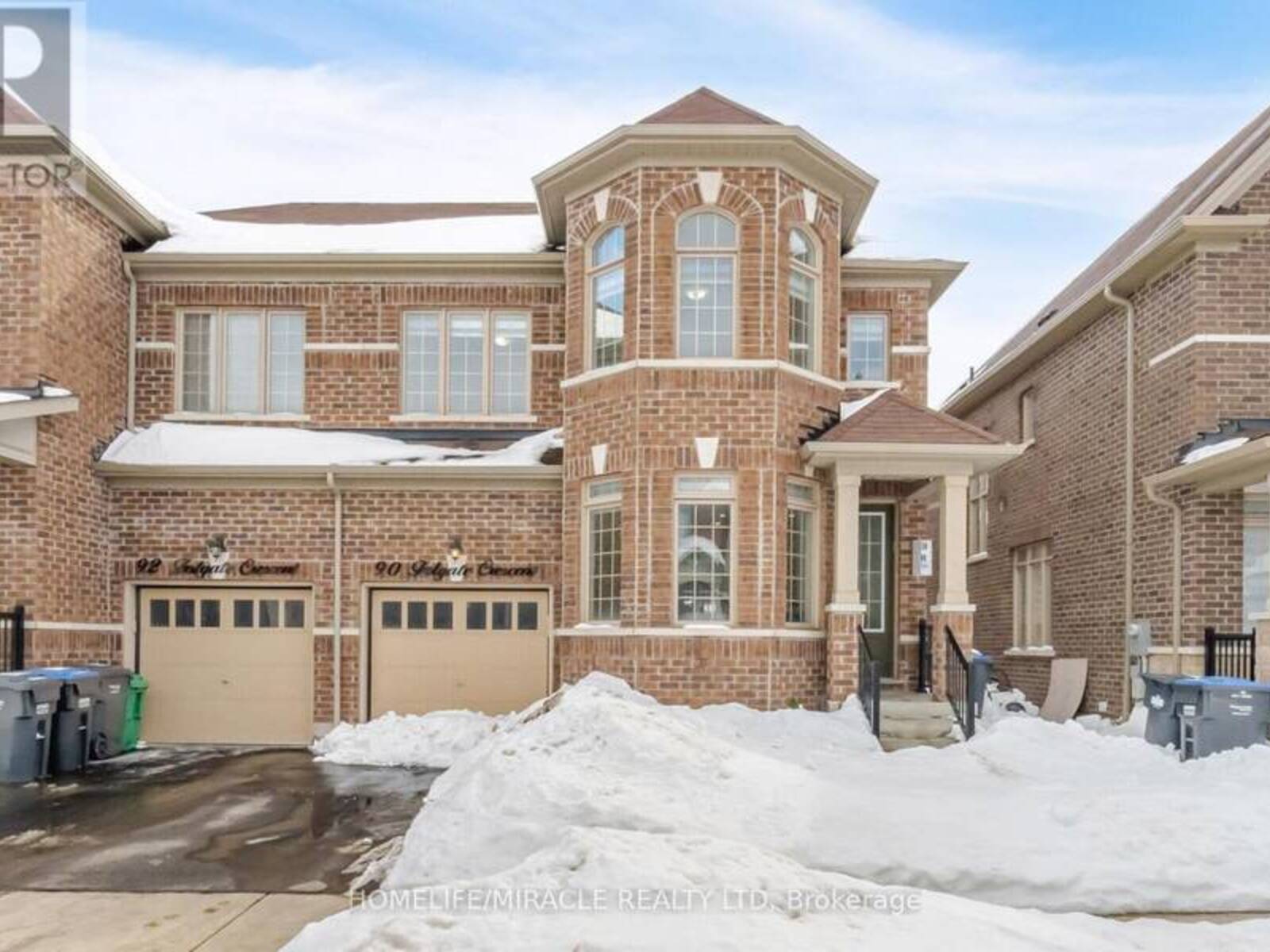 90 FOLGATE CRESCENT, Brampton, Ontario L6R 4A7