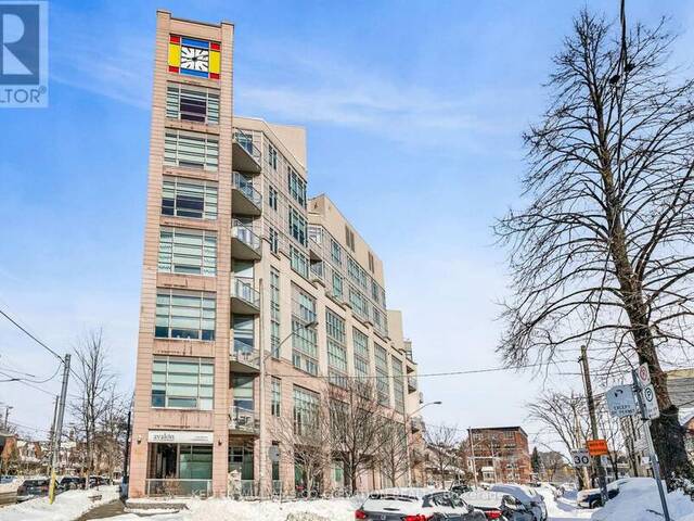 215 - 437 RONCESVALLES AVENUE Toronto Ontario, M6R 3B9 - 2 Bedrooms Condo For Sale