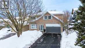 57 MANNING CRESCENT | Newmarket Ontario | Slide Image One