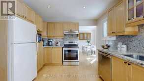 34 INNIS CRESCENT | Richmond Hill Ontario | Slide Image Seventeen