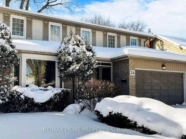 34 INNIS CRESCENT Richmond Hill Ontario, L4C 5K2 - 4 Bedrooms Home For Sale