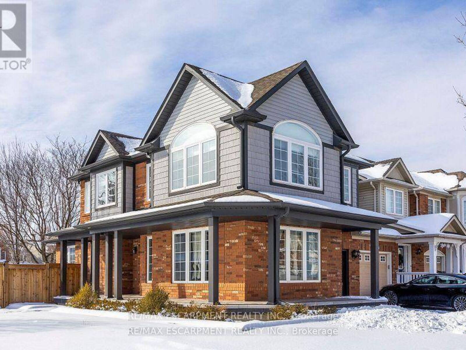 2440 WOODEN HILL CIRCLE, Oakville, Ontario L6M 4E3