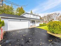 3050 LENESTER DRIVE Mississauga Ontario, L5C 2B9