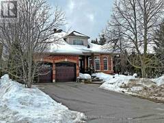 38 BENVILLE CRESCENT Aurora Ontario, L4G 7K3