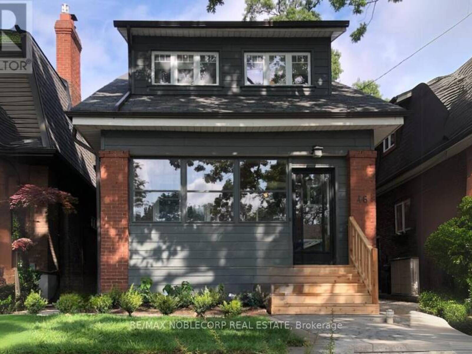 46 GLENWOOD AVENUE, Toronto, Ontario M6P 3C6