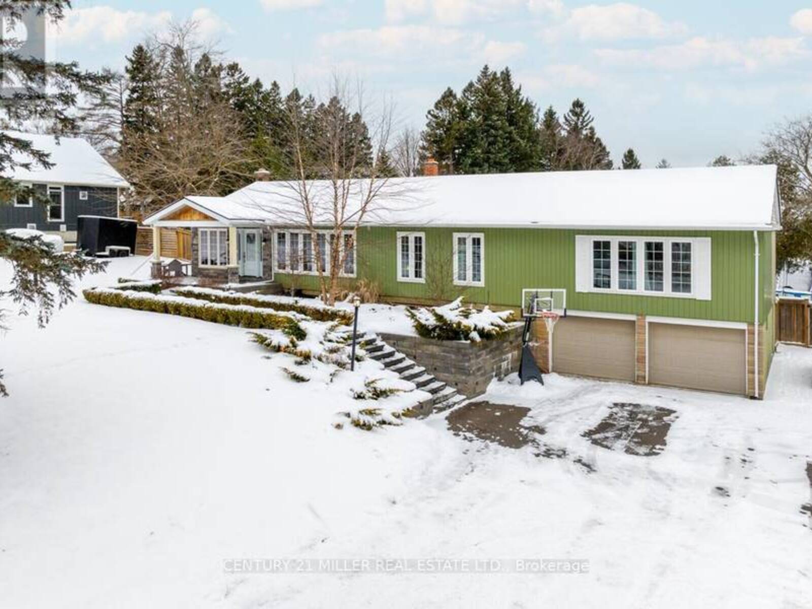 311 8TH CONCESSION ROAD E, Hamilton, Ontario L8N 2Z7