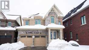 5 WILLIAM KANE COURT | East Gwillimbury Ontario | Slide Image Two