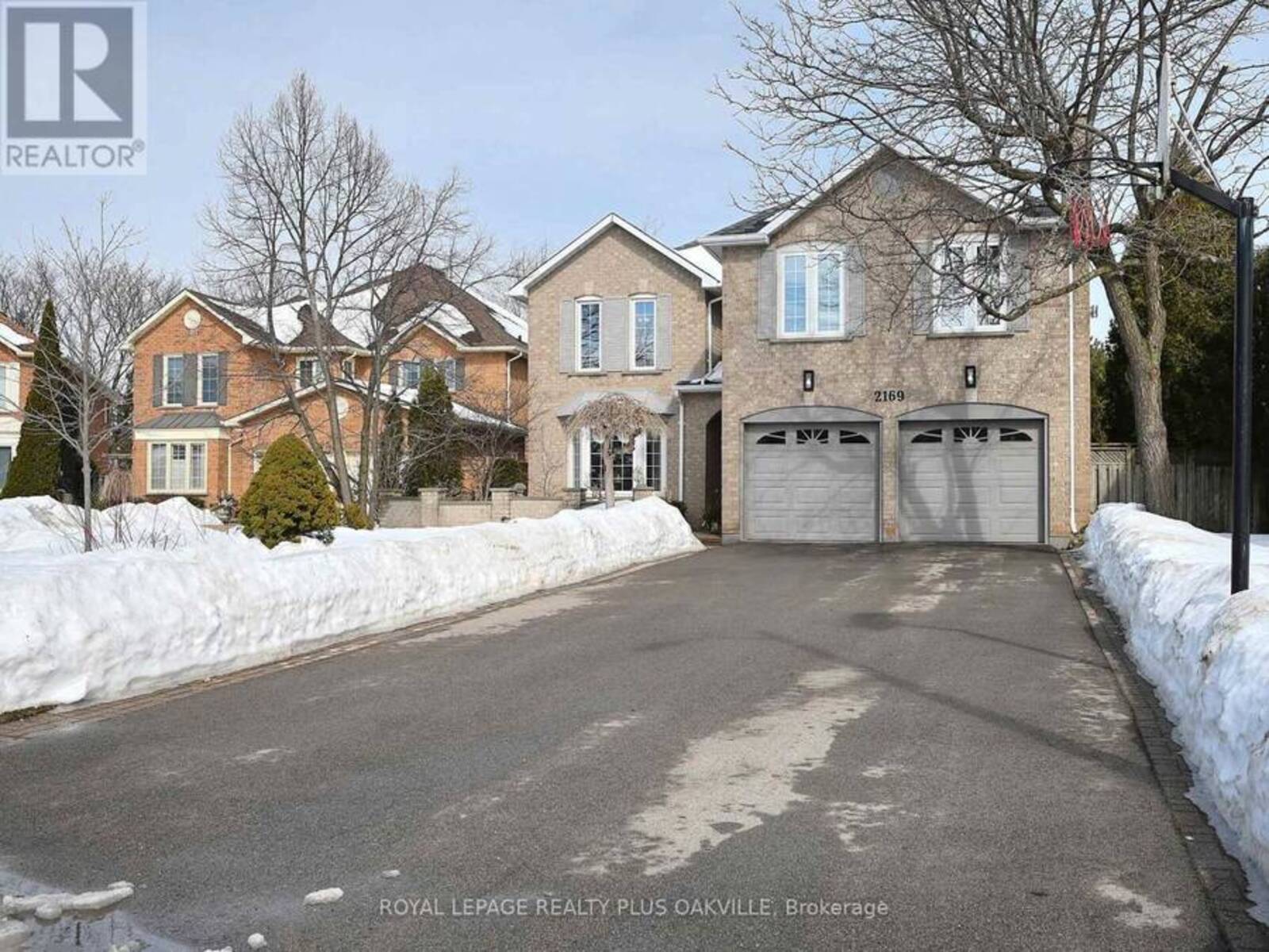 2169 MYSTIC COURT, Burlington, Ontario L7M 3Y7