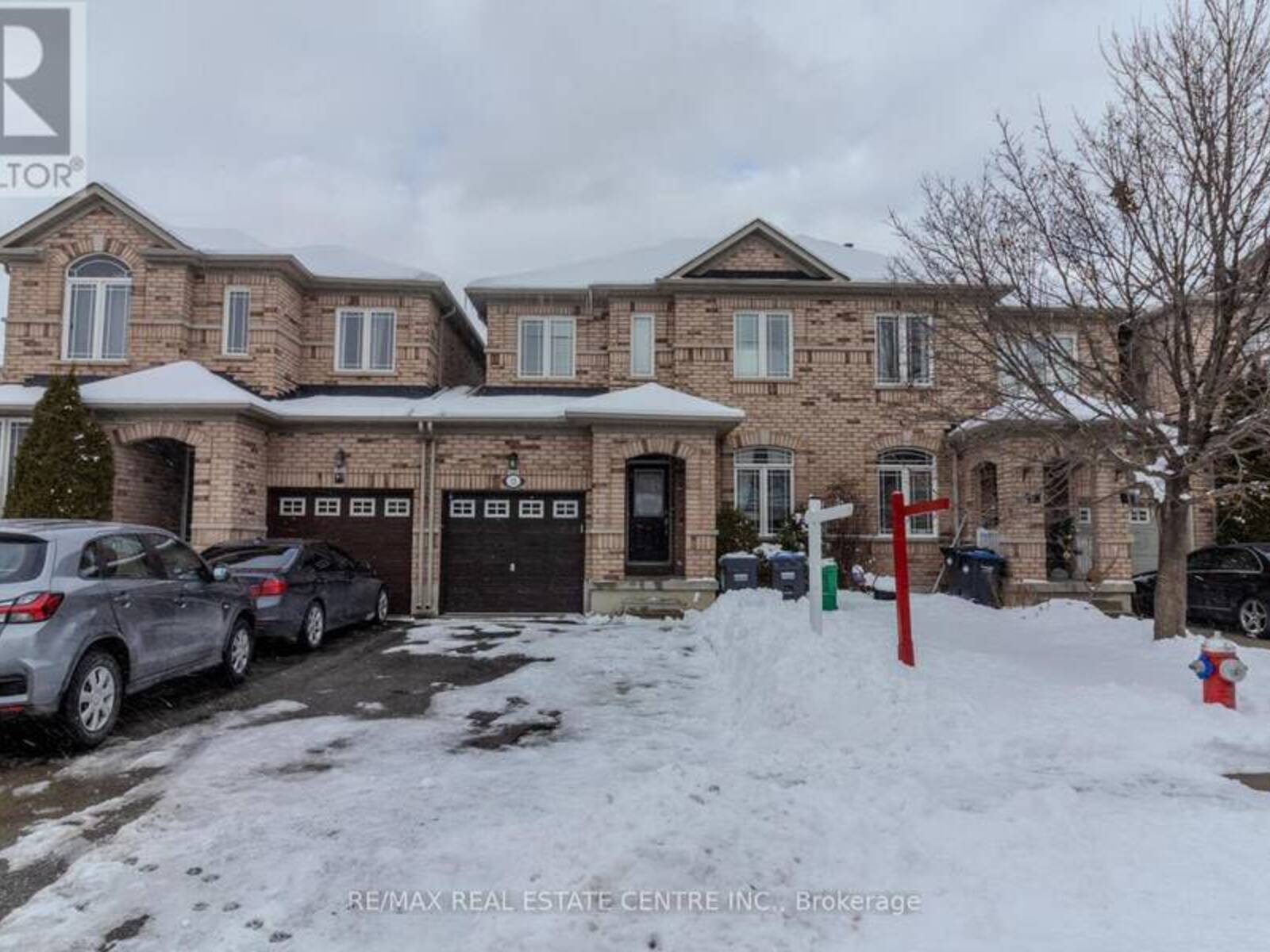 13 PERCY GATE, Brampton, Ontario L7A 3S1