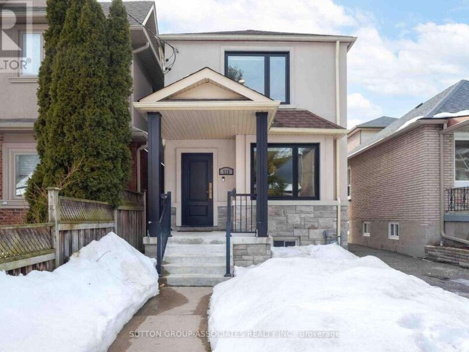 518 ARLINGTON AVENUE, Toronto, Ontario M6C 3A5