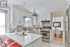 26 WOOTTEN WAY S | Markham Ontario | Slide Image Thirteen