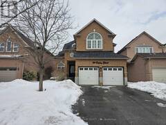 124 COPLEY STREET Pickering Ontario, L1V 6S8