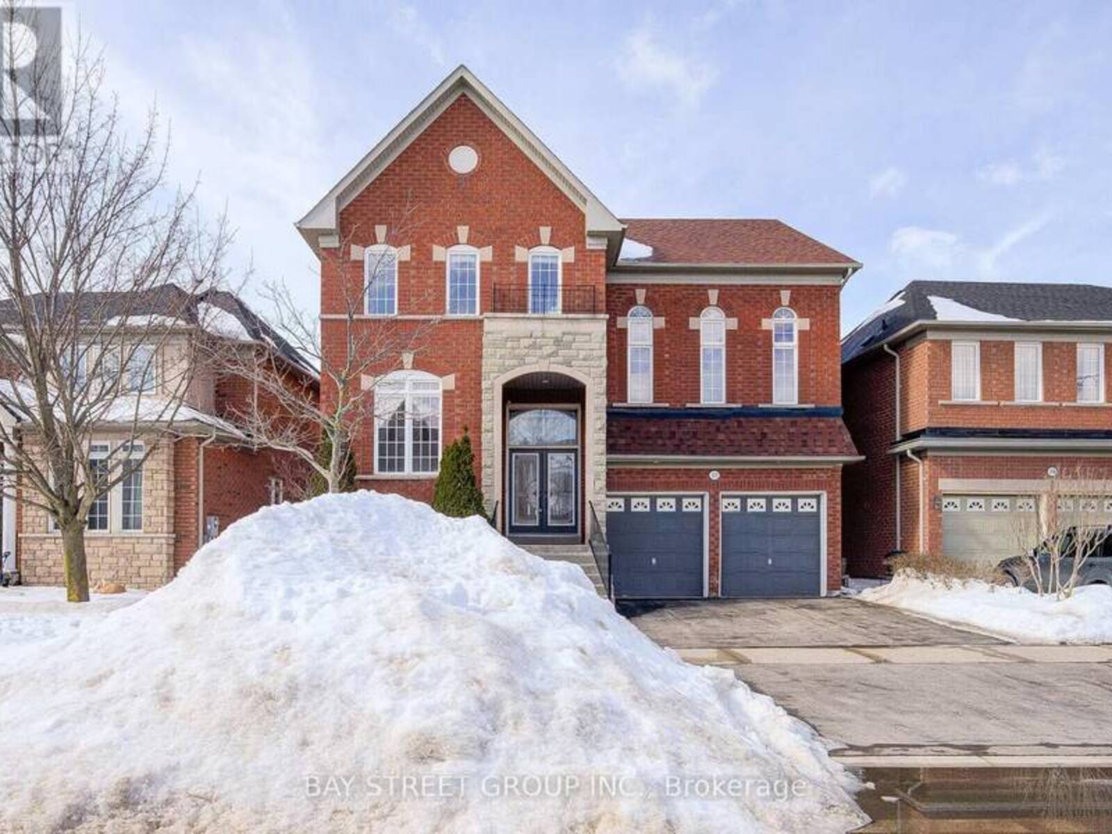 172 SELWYN ROAD, Richmond Hill, Ontario L4E 5E6