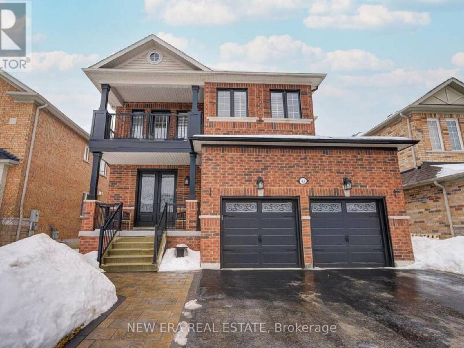 43 SLEEPY HOLLOW PLACE, Whitby, Ontario L1R 0E6