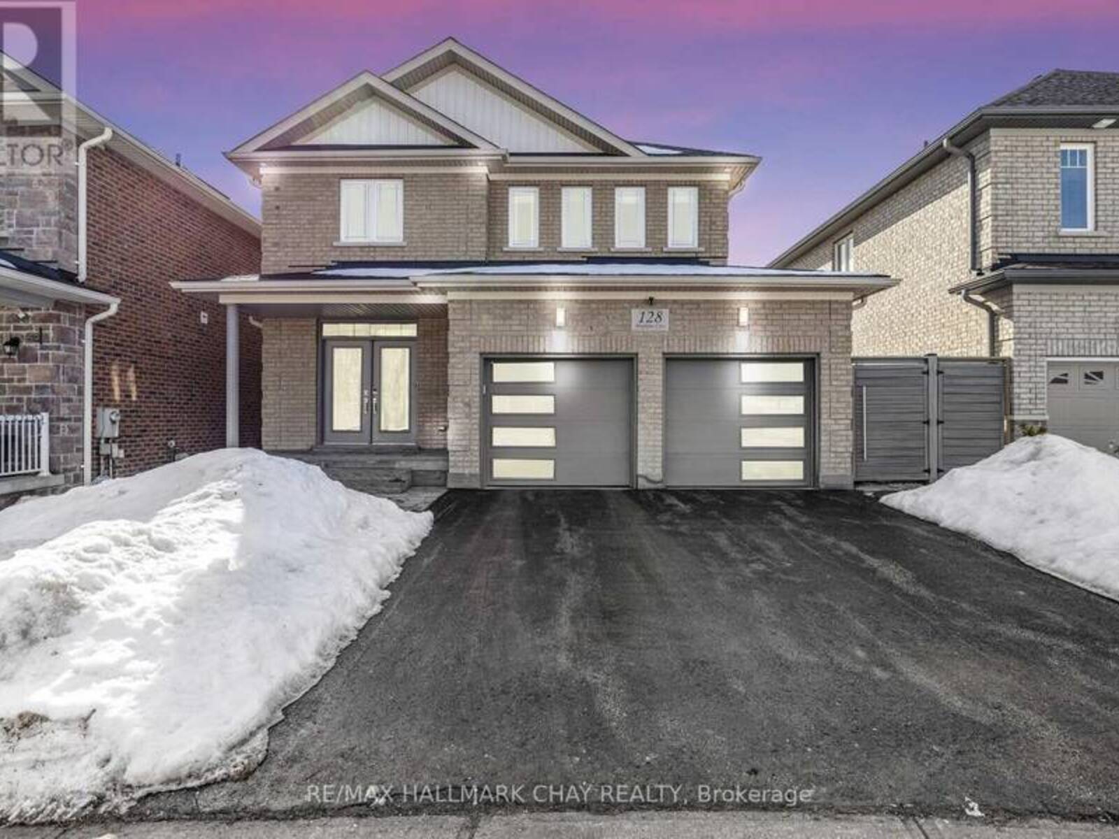 128 HOPKINS CRESCENT, Bradford West Gwillimbury, Ontario L3Z 0R7