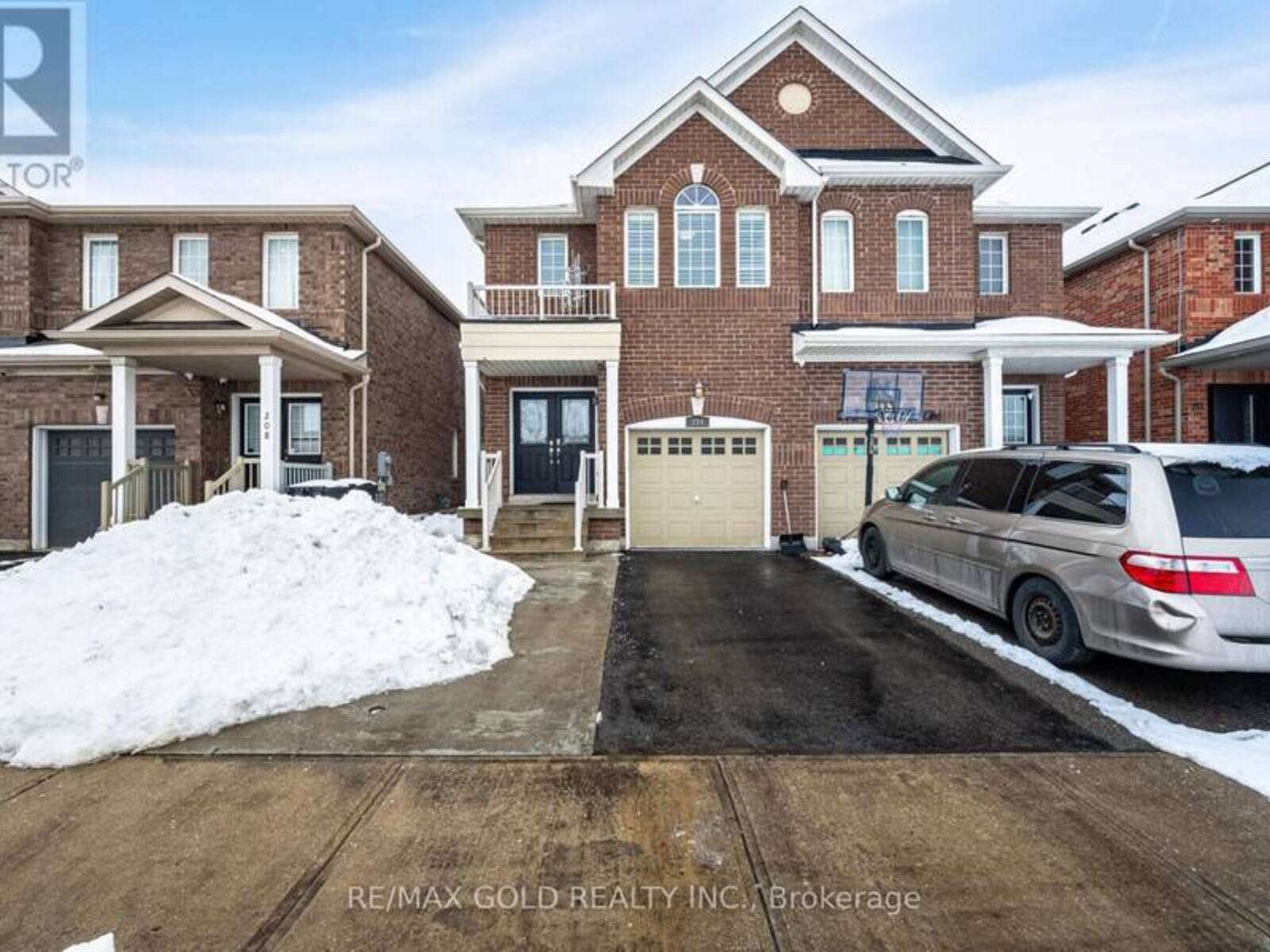 210 BRUSSELS AVENUE, Brampton, Ontario L6Z 0B6