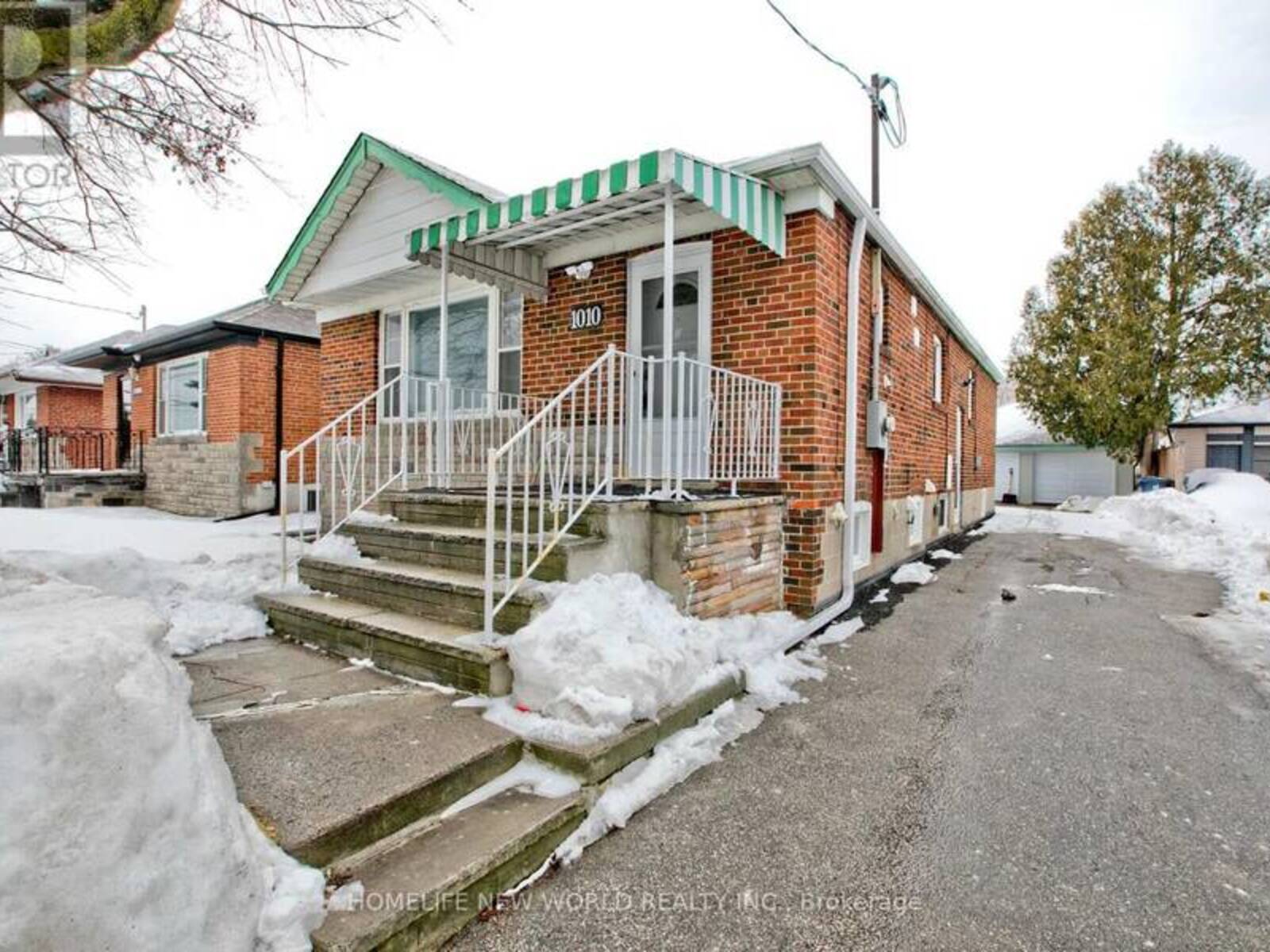 1010 KENNEDY ROAD, Toronto, Ontario M1P 2K6