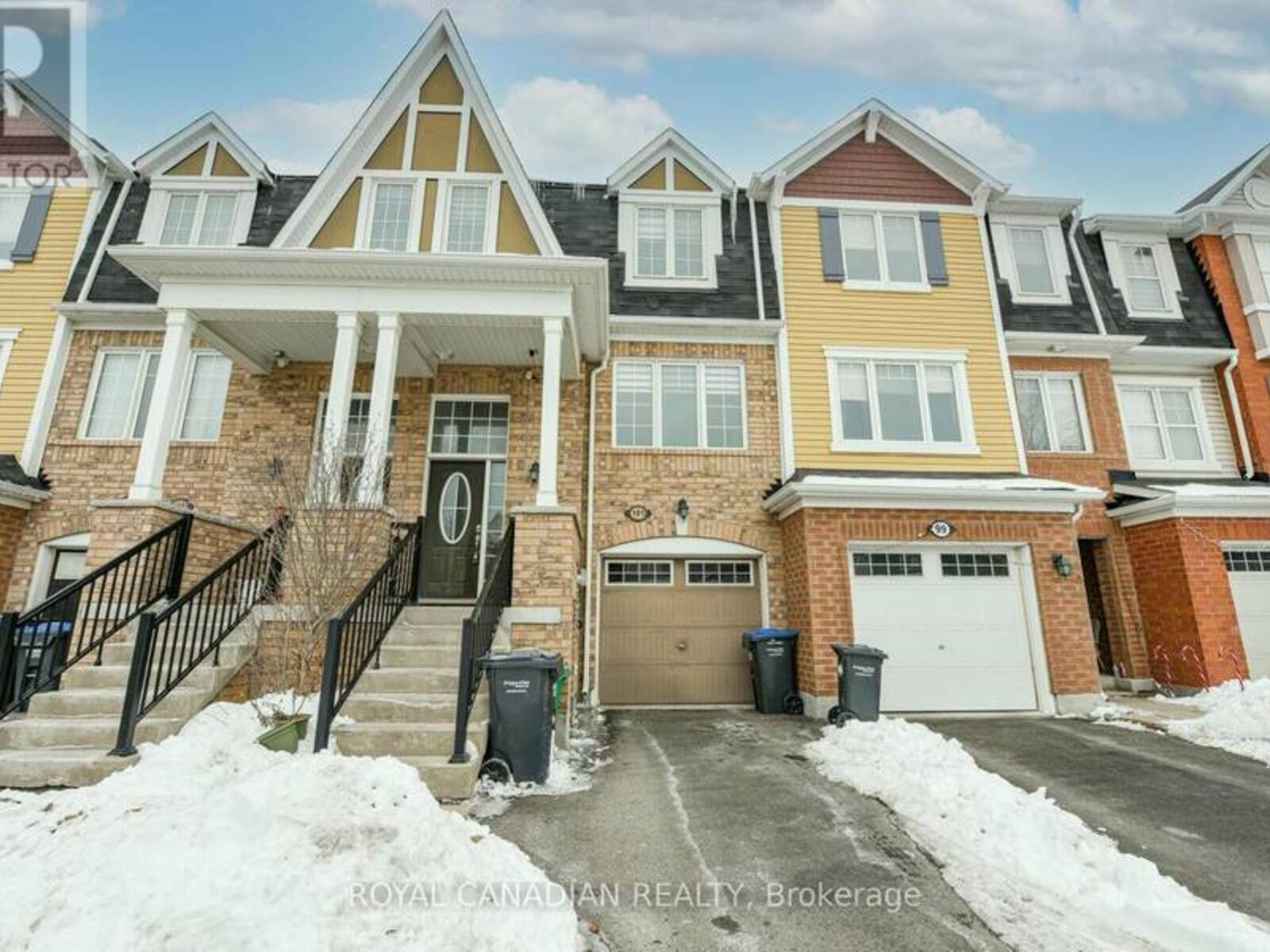 101 MCCLEAVE CRESCENT, Brampton, Ontario L6Y 4Y9