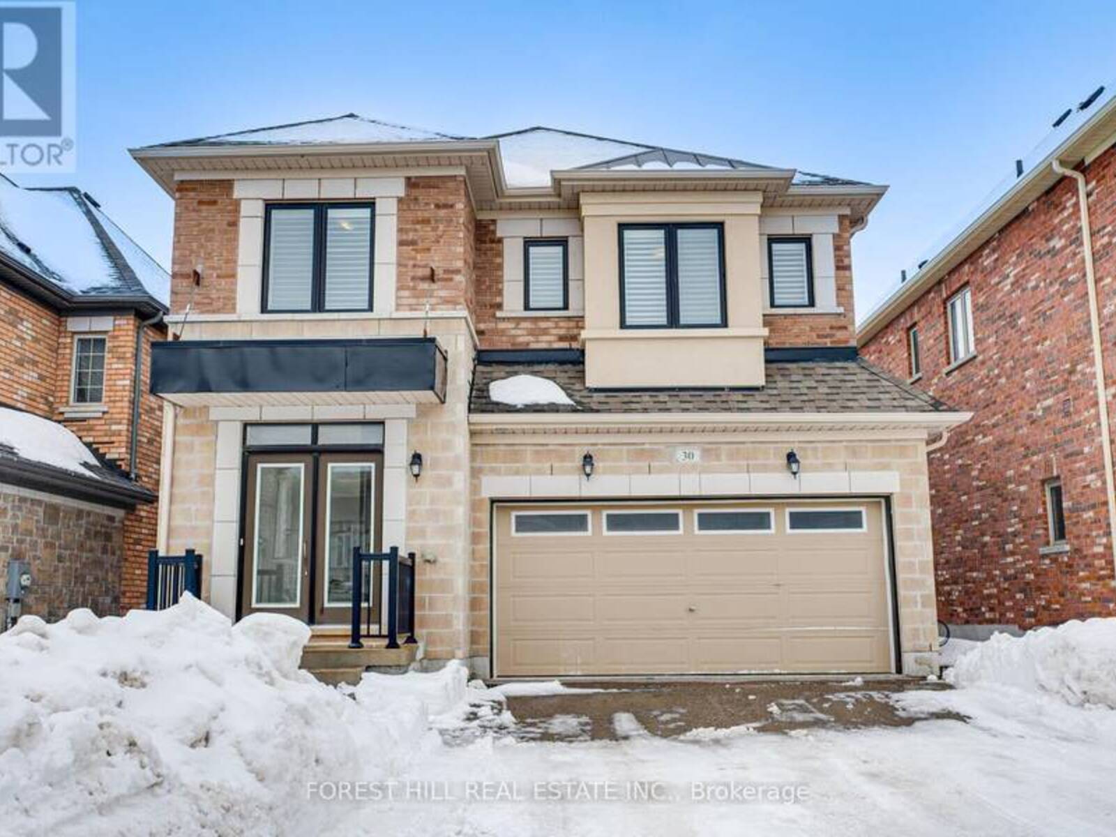 30 WILLIAM LUCK AVENUE, East Gwillimbury, Ontario L9N 0S1