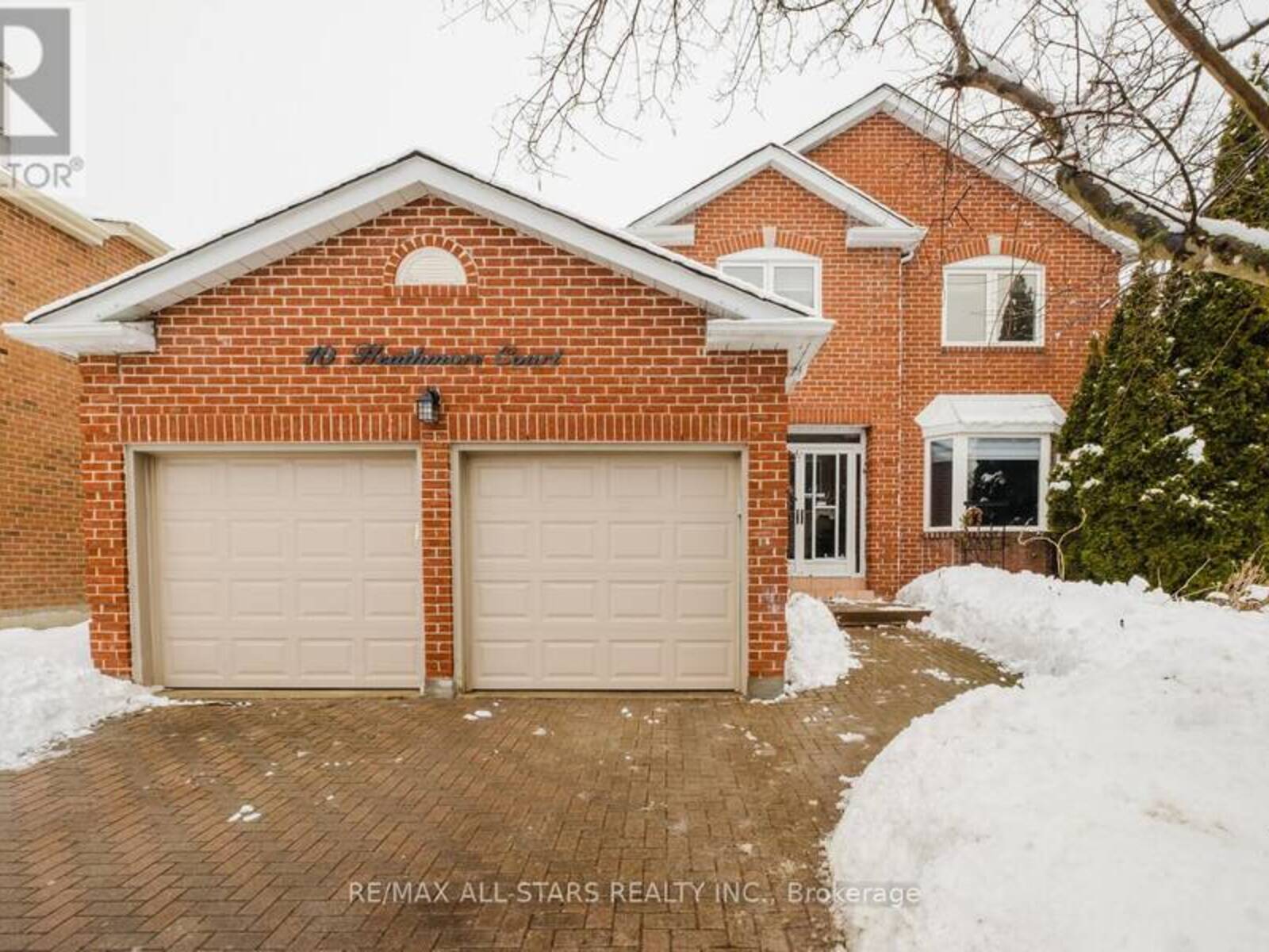 10 HEATHMORE COURT, Markham, Ontario L3R 8J1