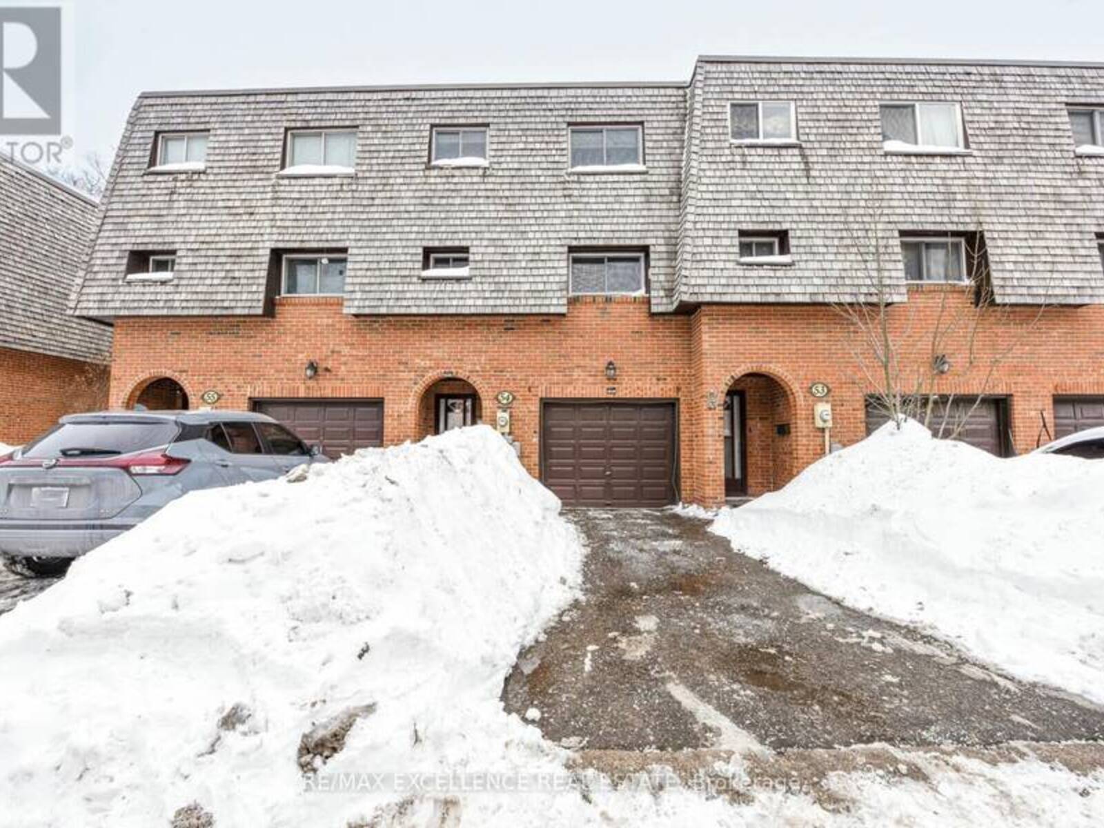 10 - 54 BRIAR PATH, Brampton, Ontario L6T 2A3