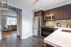 15 EASTVALE PLACE | Hamilton Ontario | Slide Image Nine