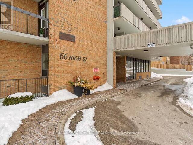 1103 - 66 HIGH STREET E Mississauga Ontario, L5G 1K2 - 3 Bedrooms Condo For Sale