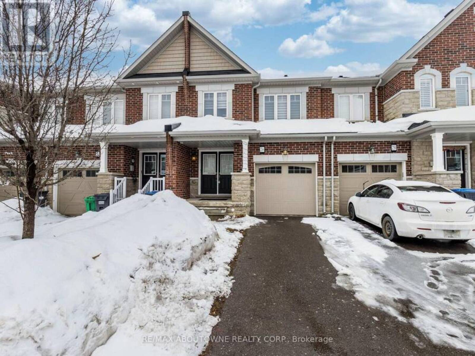 26 HOOVER ROAD, Brampton, Ontario L7A 4N4