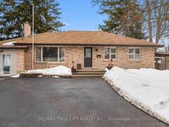 30 HORNER STREET Brantford Ontario, N3R 2C4