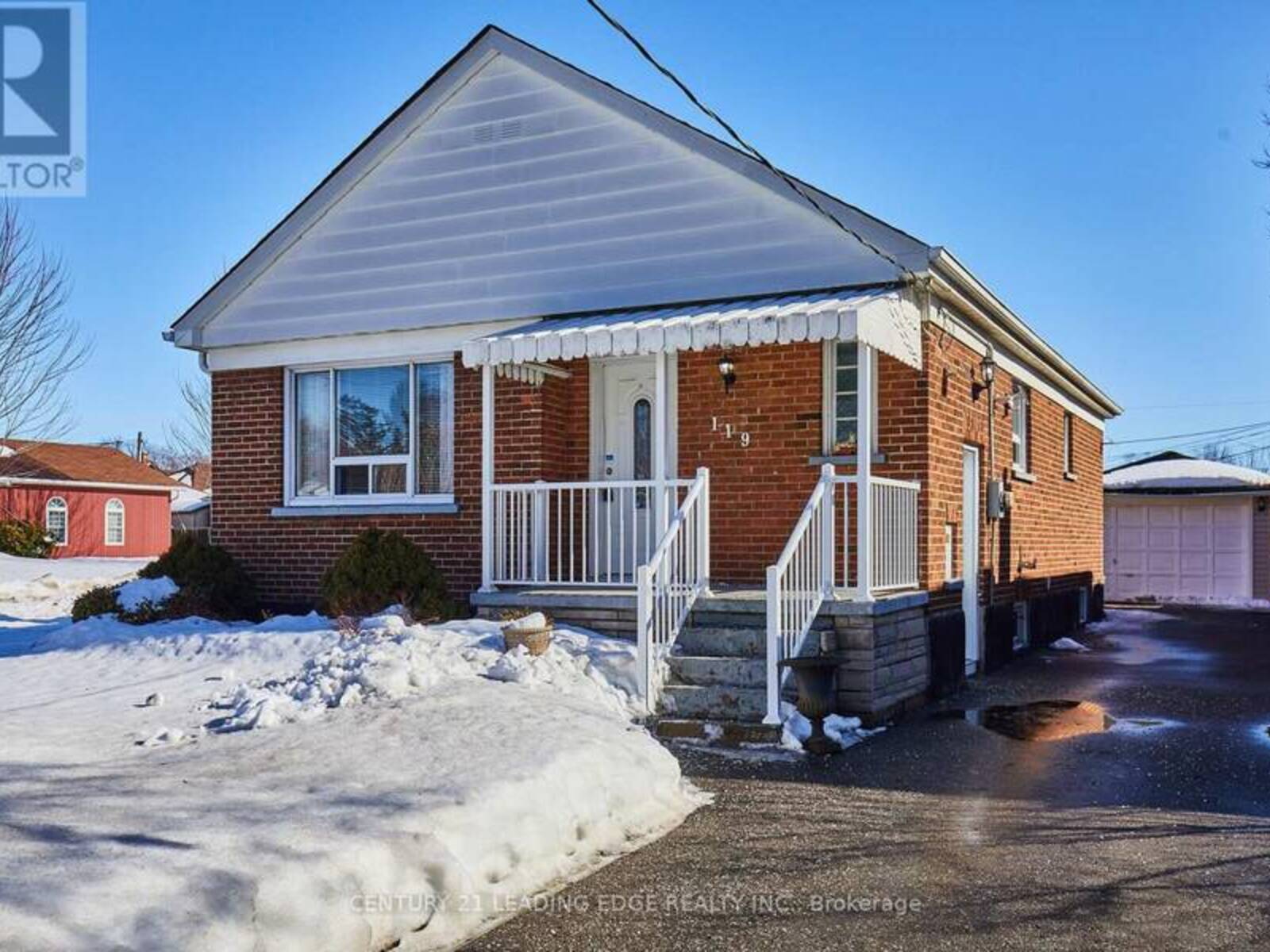 119 HIGHLAND AVENUE, Oshawa, Ontario L1H 6A5