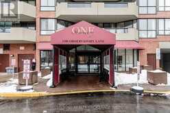 904 - 100 OBSERVATORY LANE | Richmond Hill Ontario | Slide Image Two