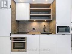 2604 - 55 CHARLES STREET E Toronto Ontario, M4Y 0J1