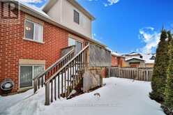 10 MEADOW'S END CRESCENT | Uxbridge Ontario | Slide Image Forty-three