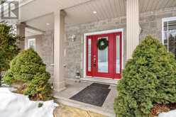 7 RED OAK CRESCENT | Oro-Medonte Ontario | Slide Image Nine