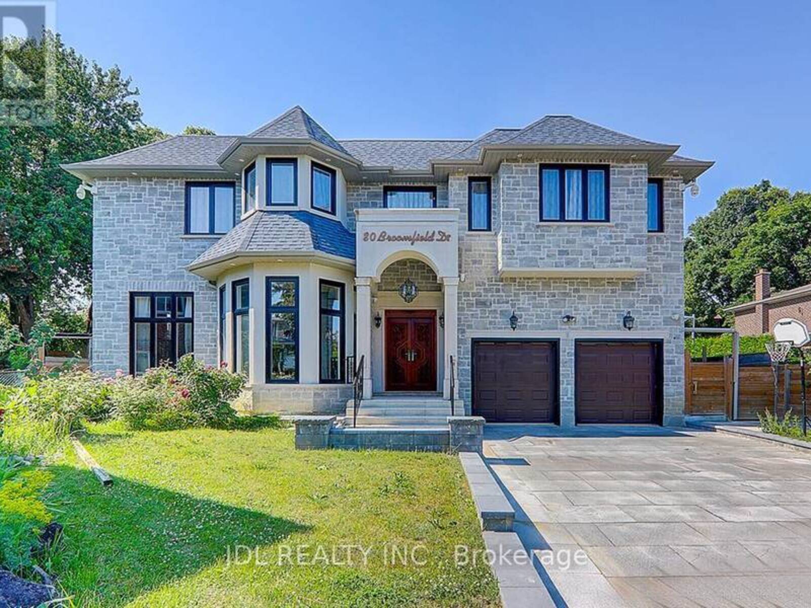 80 BROOMFIELD DRIVE, Toronto, Ontario M1S 2W1