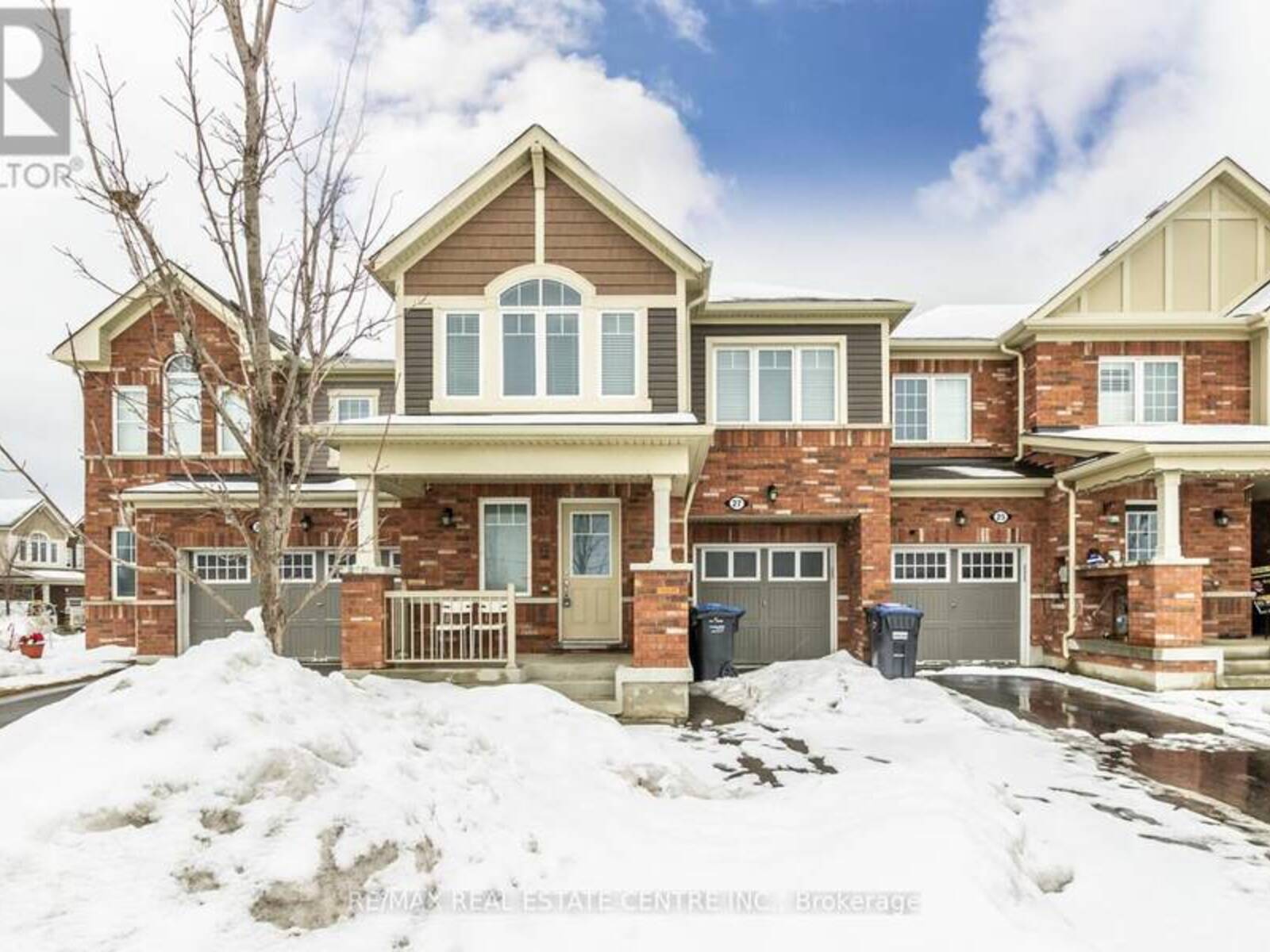 27 DONLAMONT CIRCLE, Brampton, Ontario L7C 3H1